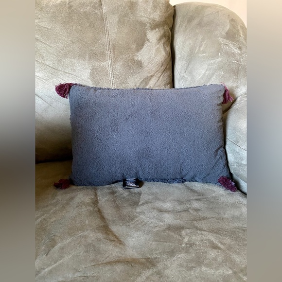 Cuddl Duds Cuddle Weather Sherpa Throw Pillow - Picture 3 of 6